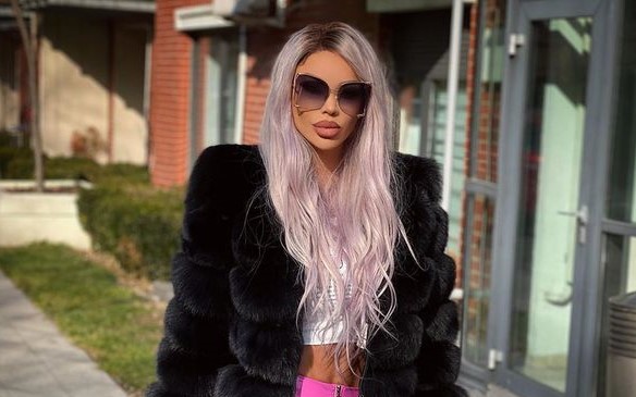 Imagine Stire Bianca Drăgușanu, provocatoare și lipsită de inhibiții. Fotografia care a încins internetul pare desprinsă din filmele pentru adulți | 2review.ro