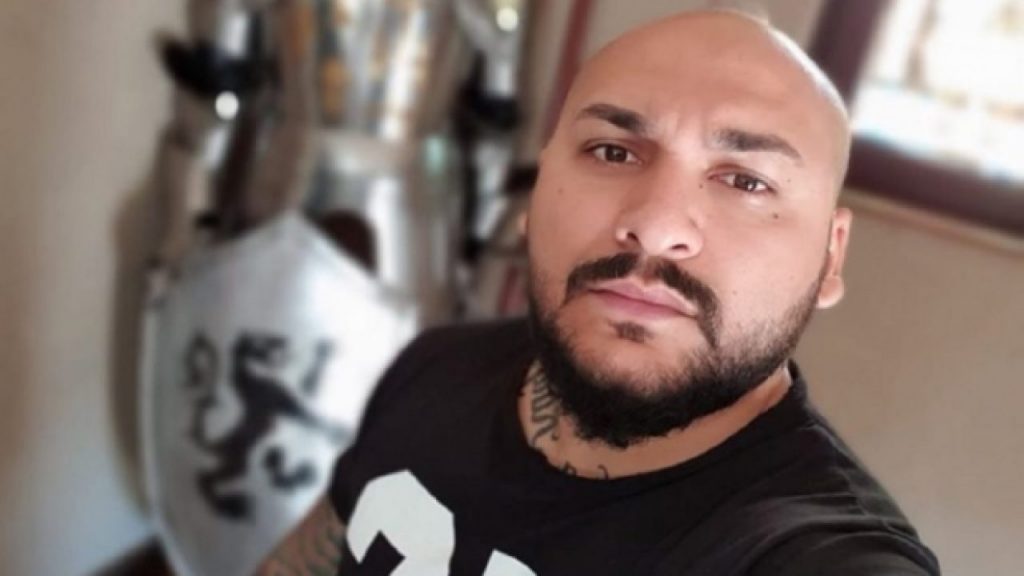 Imagine Stire Dani Mocanu, în război cu Poliția, în plină criză pandemică. “Să-și ceară scuze!” Ce a pățit manelistul  | 2review.ro