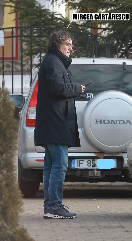 Mircea Cărtărescu, în așteptare