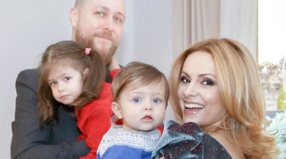 Imagine Stire Simona Gherghe, martoră la scene neplăcute într-un restaurant: “Îmi fac griji în legatură cu coronavirusul…” | 2review.ro