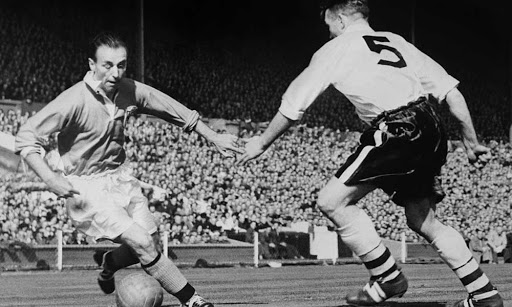 Imagine Stire Sir Stanley Matthews, Matusalemul fotbalului | 2review.ro