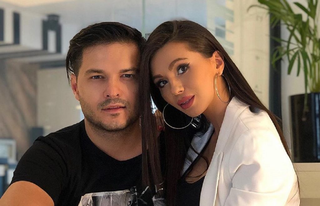 Imagine Stire Liviu Vârciu va deveni tată pentru a treia oară! Anda Călin este însărcinată din nou: „Ne-ar plăcea să fie băiețel” | 2review.ro