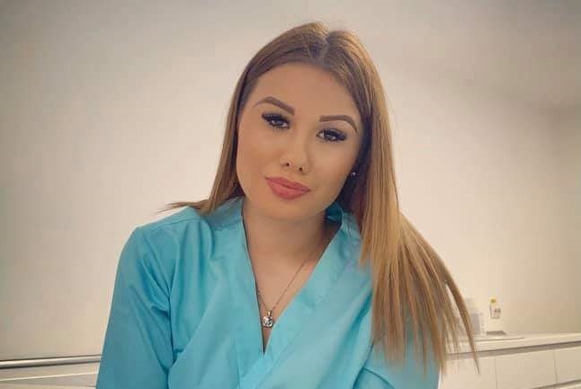 Imagine Stire Mesaj viral al unei asistente medicale: „Veniți să vă trateze medicii pe care ieri îi înjurați” | 2review.ro