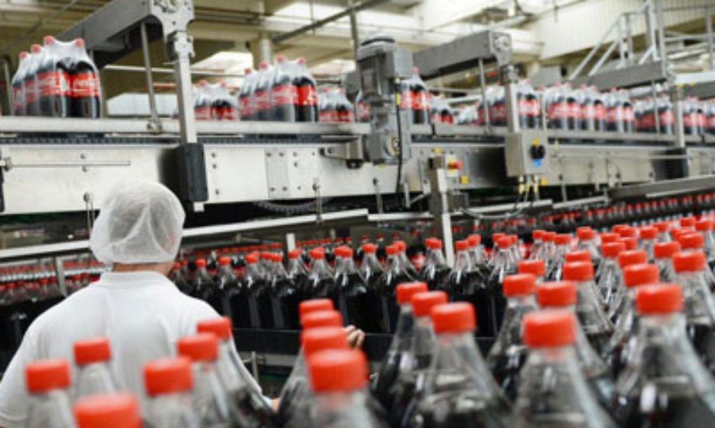 Imagine Stire Coca-Cola, decizie radicală în criza coronavirusului: ”În această perioadă dificilă, am hotărât să…” | 2review.ro
