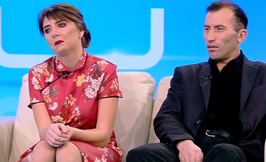 Imagine Stire Adevărul a ieșit la iveală! De ce este chemată Vulpița zilnic la Acces Direct, deși Antena 1 a luat amendă de 100.000 de lei de la CNA | 2review.ro