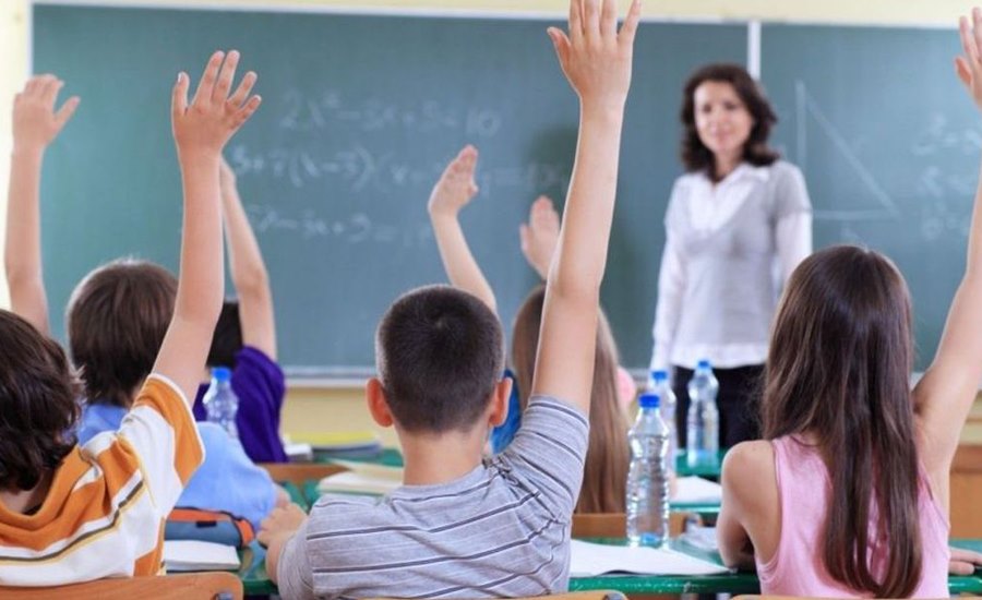 Imagine Stire Premierul a făcut anunțul! Când se redeschid școlile în Italia. “Este în joc sănătatea copiilor noștri” | 2review.ro