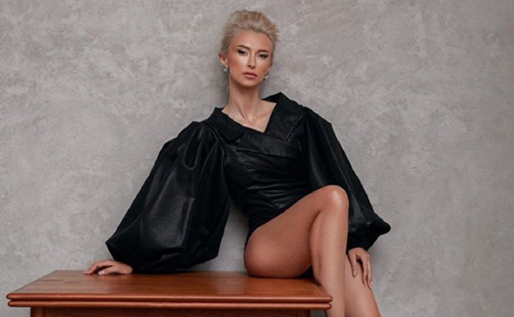 Imagine Stire Andreea Bălan a făcut foamea din cauza depresiei?! Divorțul de George Burcea a transformat-o complet! Cântăreața a ajuns piele și os | 2review.ro