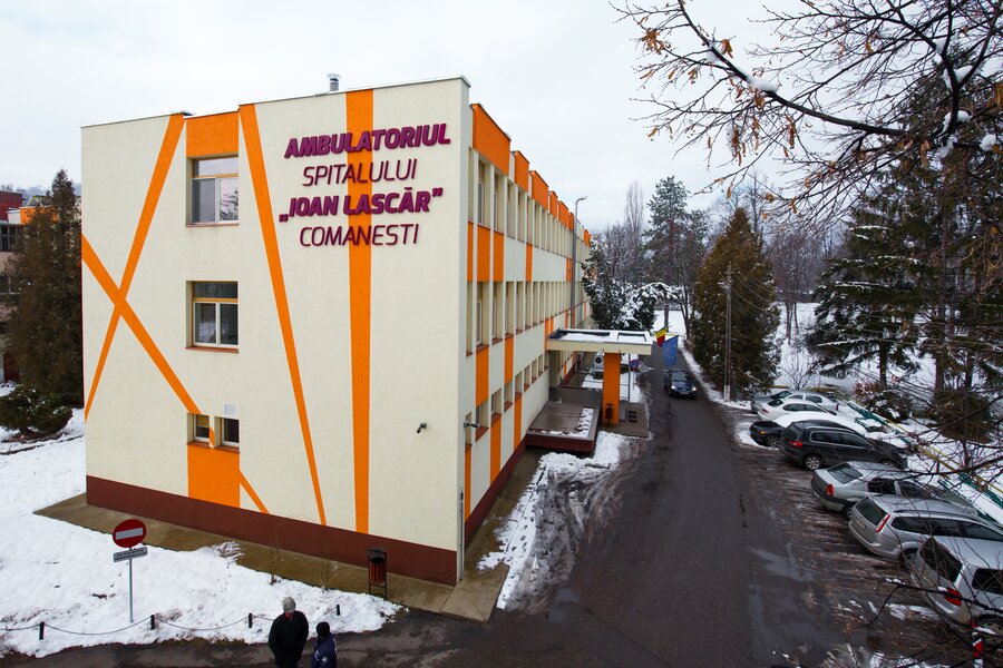 Imagine Stire Situație de criză la Spitalul din Comănești, județul Bacău. 24 de angajați ar putea fi infectați cu noul coronavirus | 2review.ro