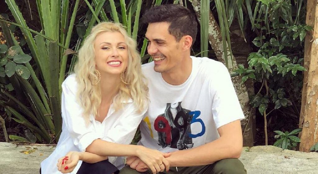 Imagine Stire Ce criză de nervi a făcut George Burcea din cauza Andreei Bălan: „Gata, relația noastră s-a terminat! Te părăsesc, dobitocule” | 2review.ro