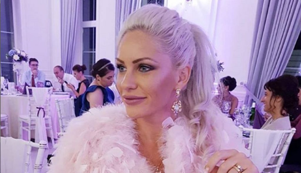 Imagine Stire EXCLUSIV. Hannelore de la Insula Iubirii, speriată de coronavirus. Ce părere are fosta concurentă de la Antena 1, despre epidemia din România: „Cumpără unii…” | 2review.ro