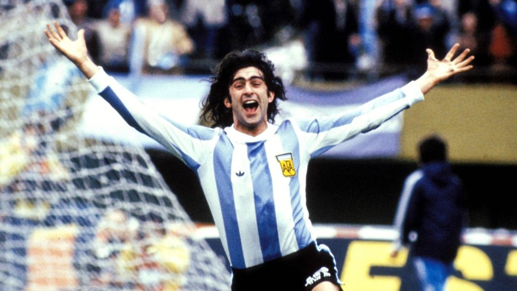 Imagine Stire Mario Kempes, El Matador | 2review.ro