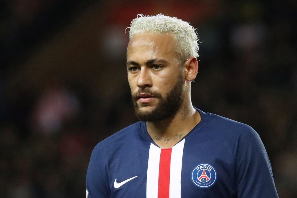 Imagine Stire Faptă ilegală comisă de Neymar! Fotbalistul a fugit din Franța de teama coronavirusului | 2review.ro