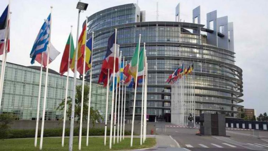 Imagine Stire Primul deces în Parlamentul European, din cauza coronavirusului. Victima avea numai 40 de ani! | 2review.ro