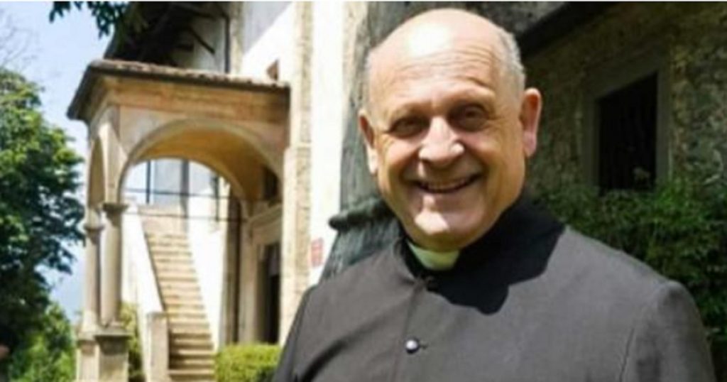 Imagine Stire Preot italian infectat cu coronavirus, sacrificiu suprem! A renunțat la aparatul de respirat în favoarea unei persoane pe care nici nu o cunoștea | 2review.ro
