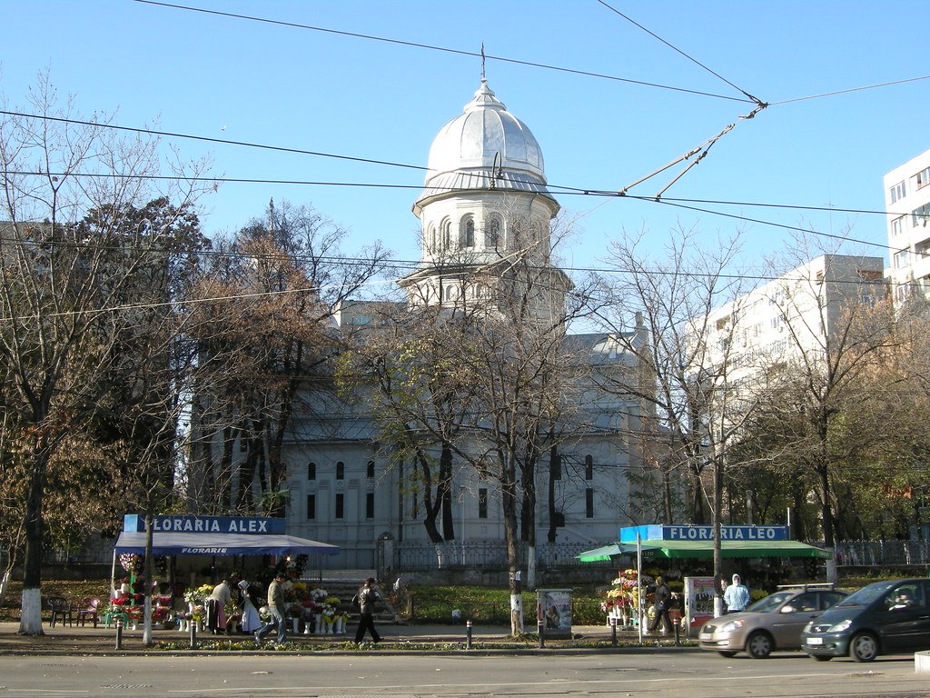 Imagine Stire ALERTĂ în rândul bisericilor ortodoxe! Doi preoţi din Bucureşti au fost confirmaţi cu COVID-19 | 2review.ro