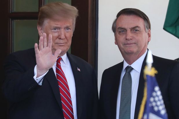 Imagine Stire Președintele Braziliei este infectat cu coronavirus. În urmă cu câteva zile a avut o întâlnire cu Donald Trump | 2review.ro