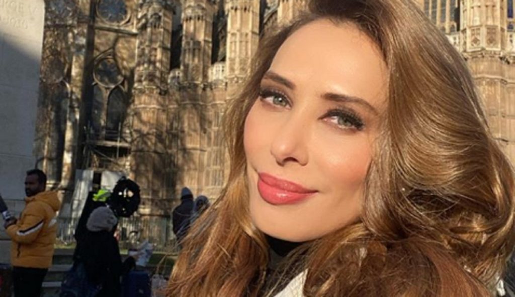 Imagine Stire Iulia Vântur, sfâșiată de durere, după moartea uneia dintre cele mai dragi persoane: „Ai plecat prea devreme” | 2review.ro