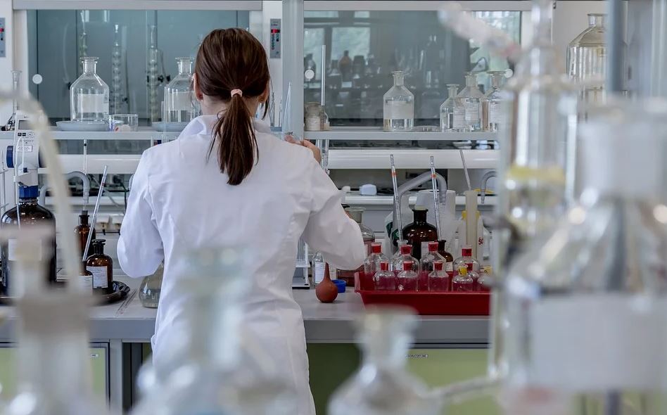Imagine Stire Un bărbat din Vaslui a încercat să se sinucidă după ce a fost amendat pentru că nu avea declarație! E cutremurător ce diagnostic i-au pus medicii care l-au îngrijit | 2review.ro