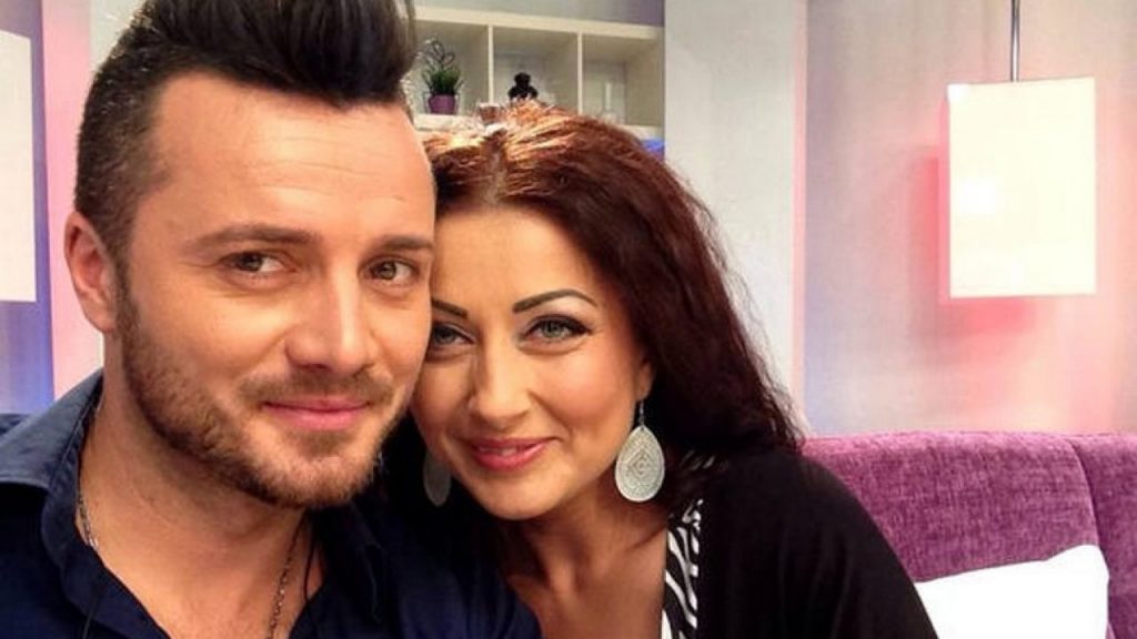 Imagine Stire Gabriela Cristea și Tavi Clonda, 5 ani de la căsătorie. Ce mesaj i-a trimis soțului prezentatoarea TV | 2review.ro