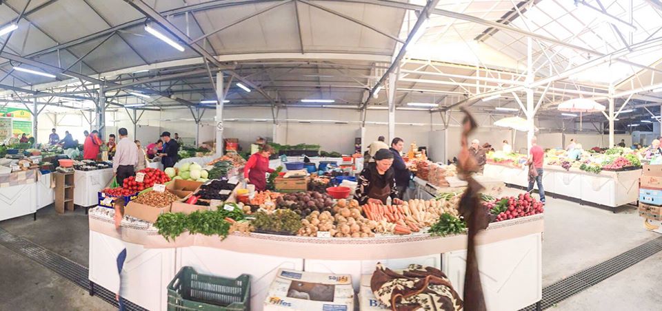 Imagine Stire ANPC a tăiat în carne vie! Trei piețe din Capitală au fost închise. MOTIVUL | 2review.ro