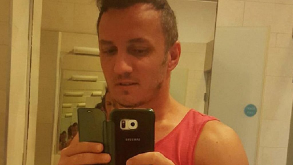 Imagine Stire Mihai Trăistariu, nouă postare indecentă pe internet! Mesajul exploziv pentru Viorel, soțul Vulpiței de la Acces Direct | 2review.ro
