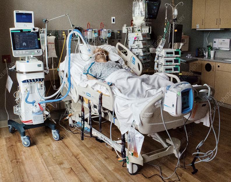 Imagine Stire De ce mor românii de COVID-19 înainte să fie diagnosticați? Povestea alarmantă a unui pacient din București aflat în stare gravă | 2review.ro