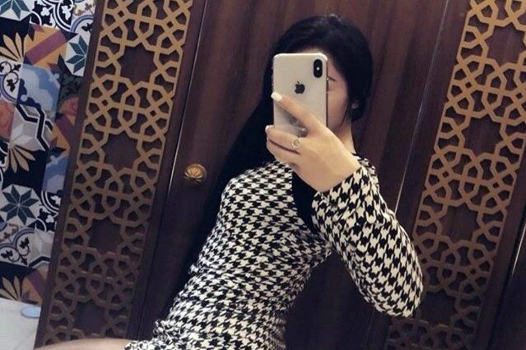 Imagine Stire Un tânăr din București a sunat la o prostituată! Cum procedează tânara pe timp de pandemie | 2review.ro
