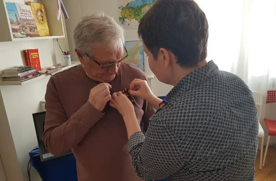 Imagine Stire Criza coronavirusului nu există pentru Centrul Rus de Știință și Cultură din București: ”Acțiunea Panglica lui Sf. Gheorghe. Cinstim memoria soldaților căzuți la datorie” | 2review.ro