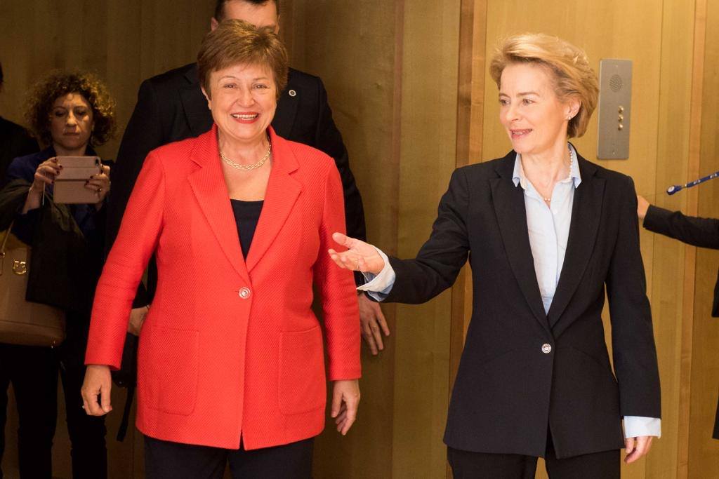 Imagine Stire Directoarea FMI a dat un verdict crunt: “Pandemia de coronavirus impune o criză economică accentuată” | 2review.ro