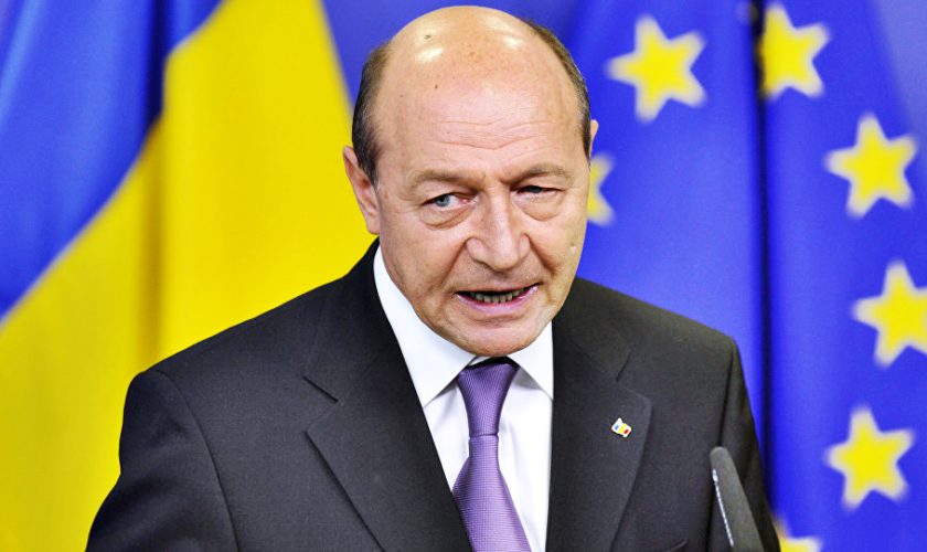 Imagine Stire Traian Băsescu, mesaj clar pentru Klaus Iohannis. “Cer revenirea la starea de urgență!” Ce îl nemulțumește pe fostul președinte al României | 2review.ro