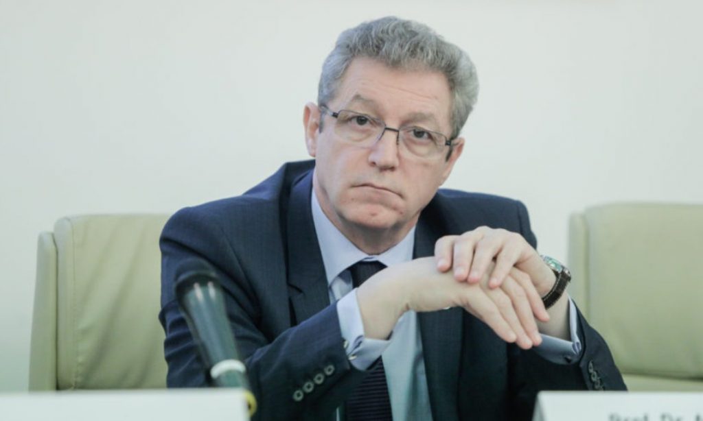 Imagine Stire Adrian Streinu-Cercel, scrisoare deschisă după demiterea sa: ”Am fost ținta unor atacuri fară precedent…” | 2review.ro