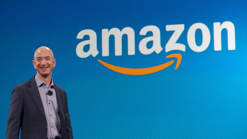 Imagine Stire Acțiunile Amazon, la un nou nivel istoric, în plină pandemie de coronavirus. Povestea imperiului construit de către Jeff Bezos, prezentată în premieră în România de B1 TV, duminică, de la ora 16.00 | 2review.ro