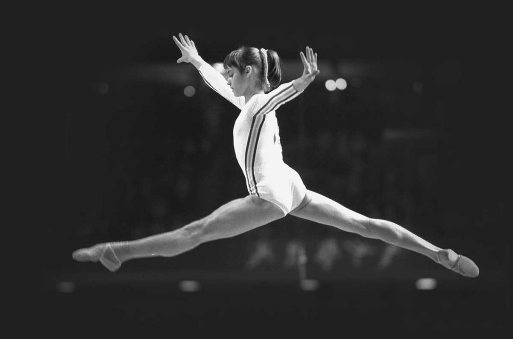 Imagine Stire Nadia Comăneci, cea mai mare gimnastă a secolului XX | 2review.ro