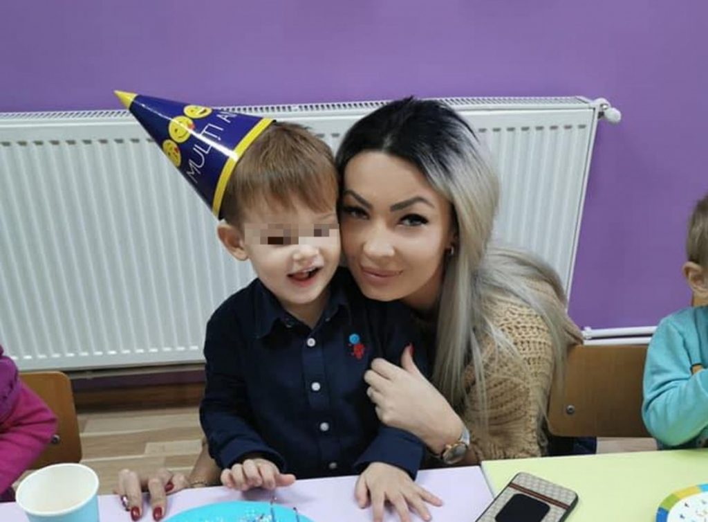 Imagine Stire O româncă revenită din Marea Britanie acuză condițiile mizere de carantinare dintr-un hotel de pe litoral: ”Am cerut doar mâncare comestibilă. Copilul plângea de foame!” | 2review.ro