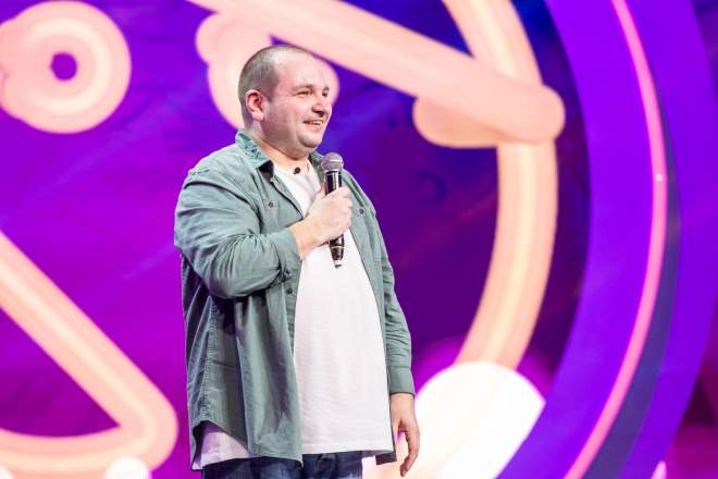 Imagine Stire Marian Coandă s-a calificat în finala “iUmor”! Cheloo, profund impresionat de concurent: “Știe să manevreze publicul!” | 2review.ro