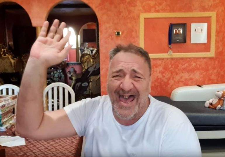 Imagine Stire Nelson Mondialu dă, din nou, de pământ cu Bianca de la ”Puterea dragostei”, fosta iubită a fiului său: ”Vă jur că mirosea a …” | 2review.ro