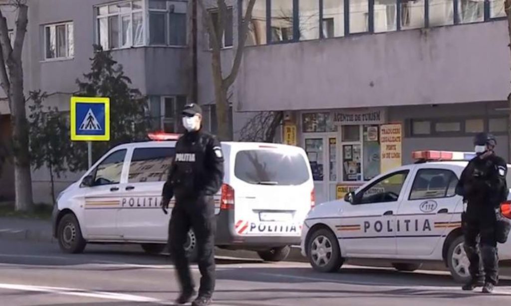 Imagine Stire Un bărbat din Bistrița a primit 5.000 de lei amendă pentru că plecat din carantină. Ce le-a spus polițiștilor este halucinant | 2review.ro