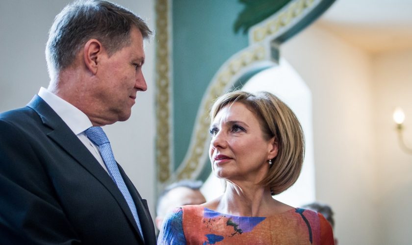 Imagine Stire Klaus Iohannis, declarație inedită: „Voi petrece Paștele cu soția mea, Carmen. Vom sta singuri și…” | 2review.ro