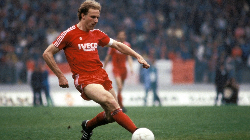 Imagine Stire Karl-Heinz Rummenigge, una dintre marile legende ale lui Bayern Munchen | 2review.ro