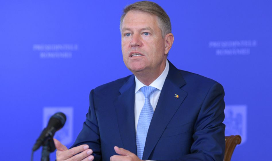 Imagine Stire Klaus Iohannis îi liniștește pe vârstnici: „ Staţi liniștiți, nu vine nimeni să vă ia de acasa să vă ducă în carantină” | 2review.ro
