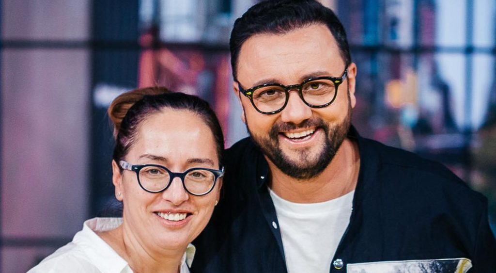 Imagine Stire Cum a sărbătorit-o Cătălin Măruță pe producătoarea emisiunii lui, de ziua ei de naștere: ”Niciodată să nu spui niciodată” | 2review.ro
