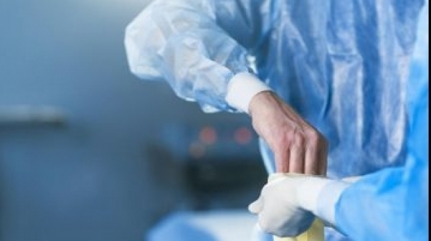 Imagine Stire Mare atenție la ce spune acest medic infectat cu virusul COVID-19: ”Cazul meu a început astfel…” | 2review.ro