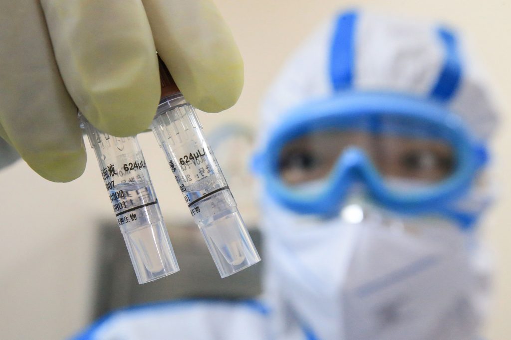 Imagine Stire OMS desființează miturile despre noul coronavirus. Dar va dispărea COVID-19 dacă temperaturile vor crește? | 2review.ro