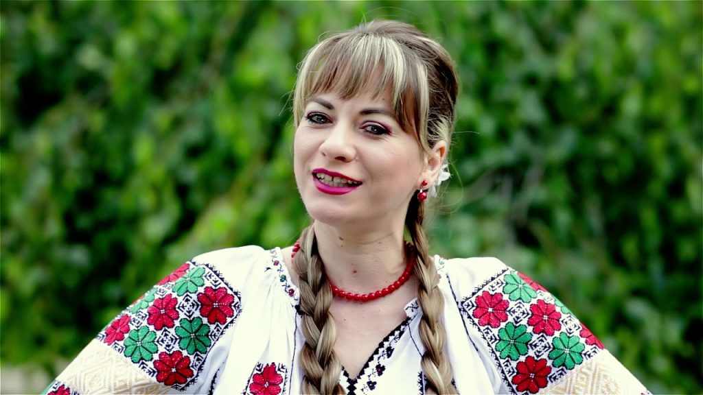 Imagine Stire Artista care a renunțat la venitul ei pentru cei din linia întâi! „Este un gest mic pe lângă cât consider că ar merita acești oameni” | 2review.ro