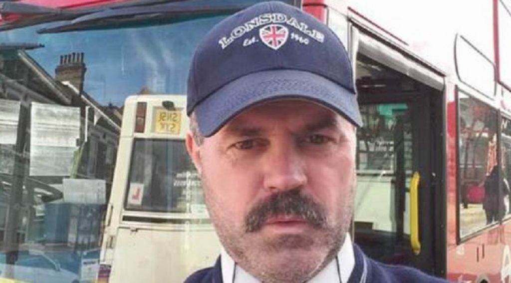 Imagine Stire Soția lui Nicu Enciu, șoferul român de autobuz răpus de coronavirus în Londra, mărturii cutremurătoare. Bărbatul a sunat-o să-și ia rămas bun de la ea! | 2review.ro