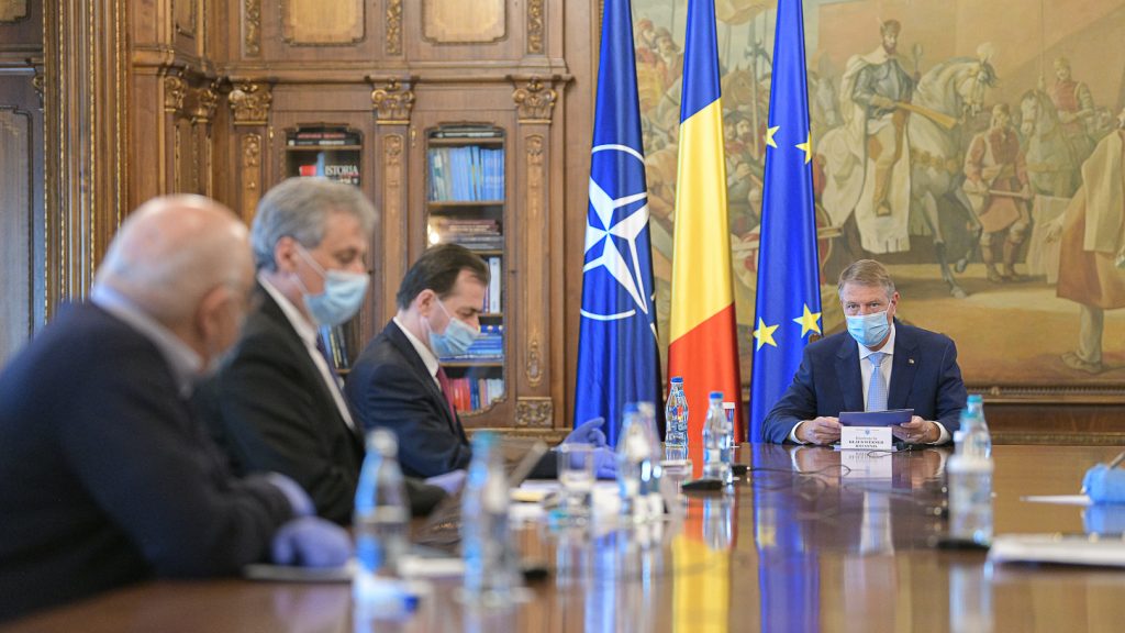 Imagine Stire Ce se întâmplă cu Bacalaureatul și Evaluarea Națională în România. Klaus Iohannis a făcut publică decizia oficială | 2review.ro