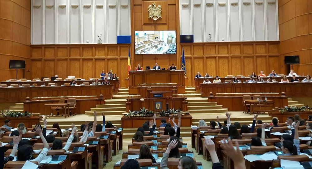 Imagine Stire S-a votat. Parlamentul a decis amânarea plății facturilor la utilităţi și plata contribuțiilor sociale | 2review.ro