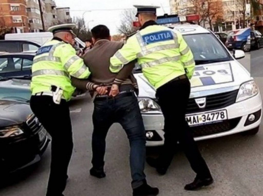 Imagine Stire Dosar penal pentru un bărbat din județul Vaslui care a lovit doi polițiști! | 2review.ro