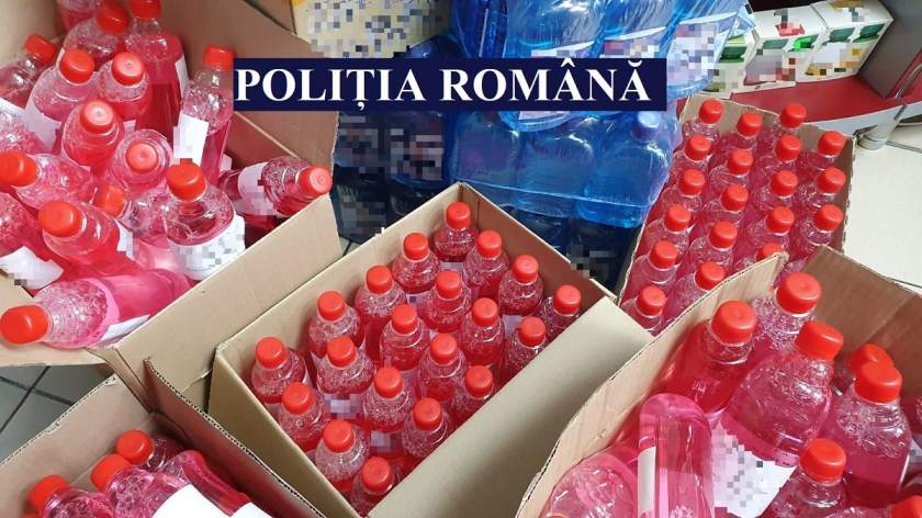 Imagine Stire Mai multe farmacii din Constanța au fost prinse că vindeau soluție de curățare pe post de spirt! Amenzi usturătoare | 2review.ro