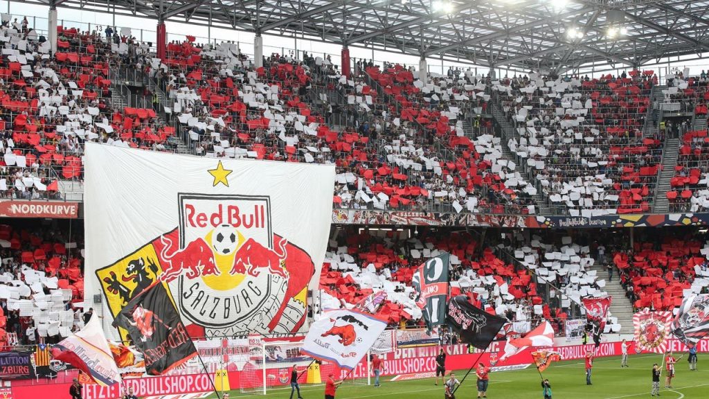 Imagine Stire Austriecii scot fotbalul din carantină » Bundesliga se reia în luna mai! | 2review.ro